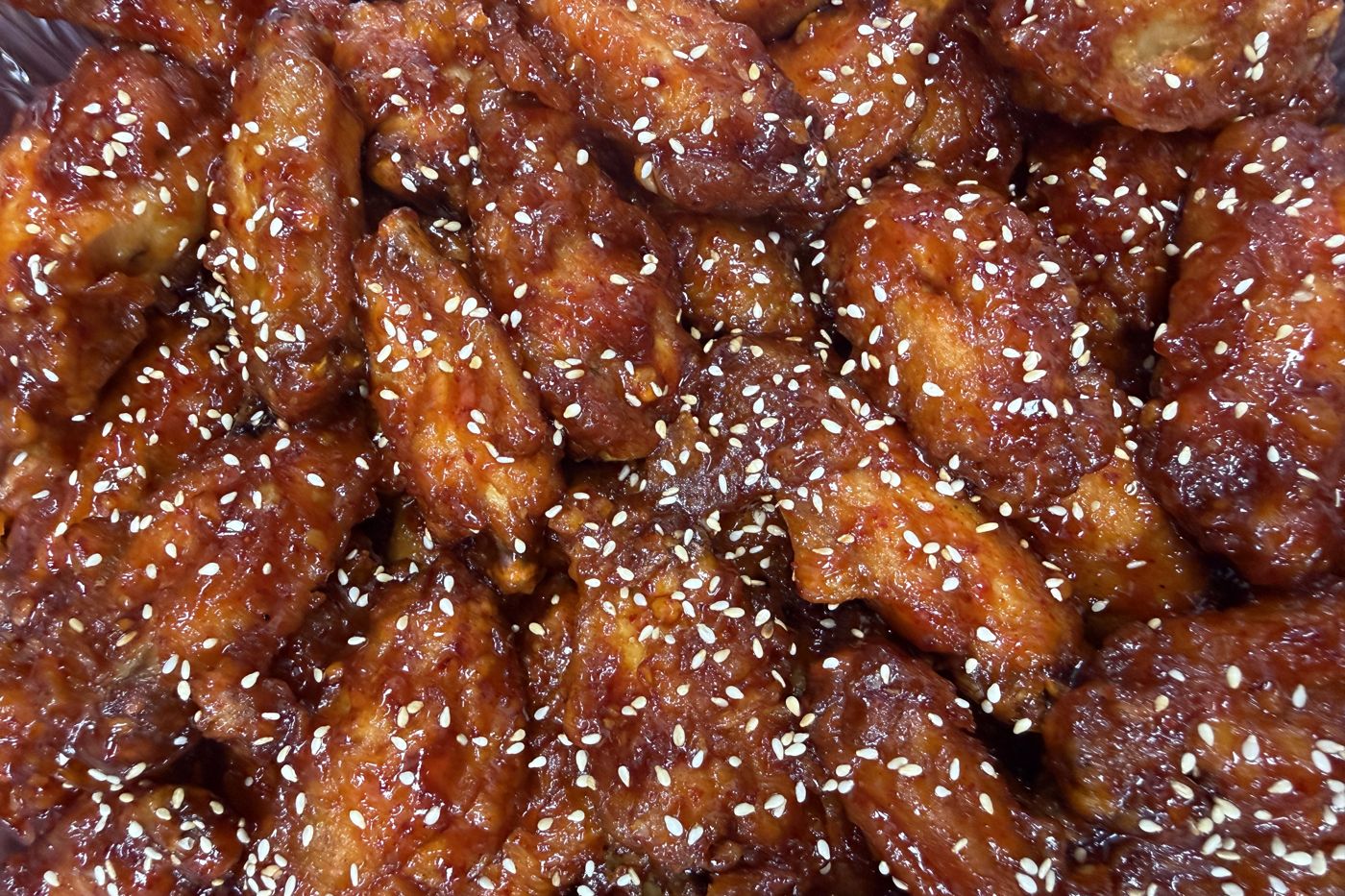 Yangnyeom chicken wings tray